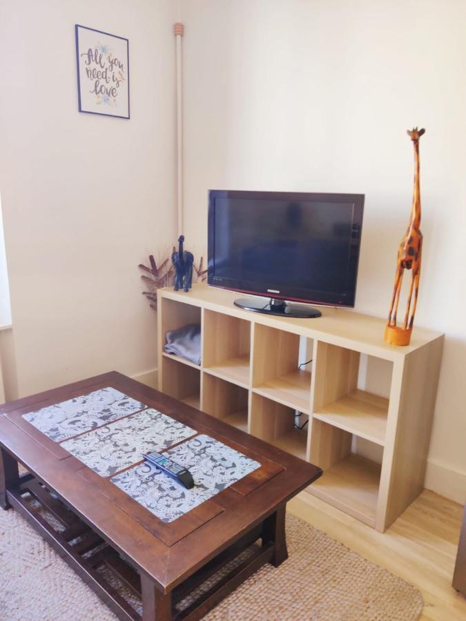 Sw Cosy Apart - Chambly Persan Roissy Exteriör bild